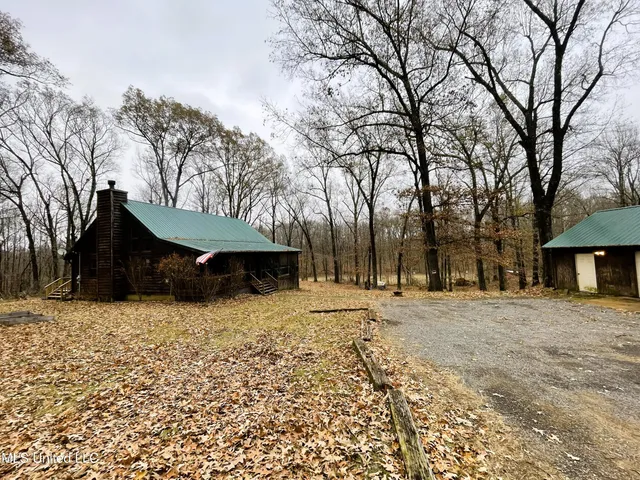 $290,000 | 530 Arkabutla Dam Road, Coldwater, MS 38618