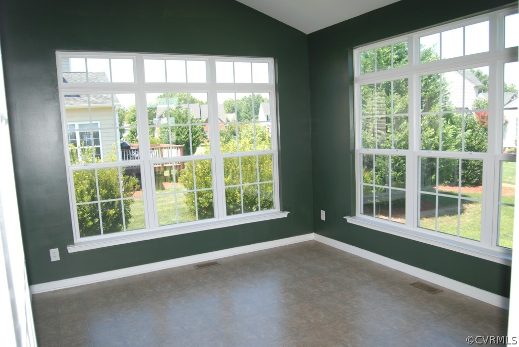 1674 Midview Road Henrico, VA 23231 - Photo 11 of 24 Gallery Image 11