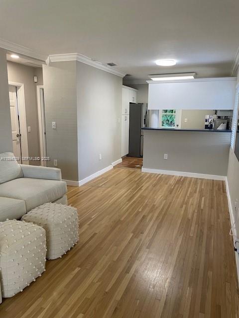 5886 Southwest 42nd Street Miami, FL 33155 - Photo 2 of 19