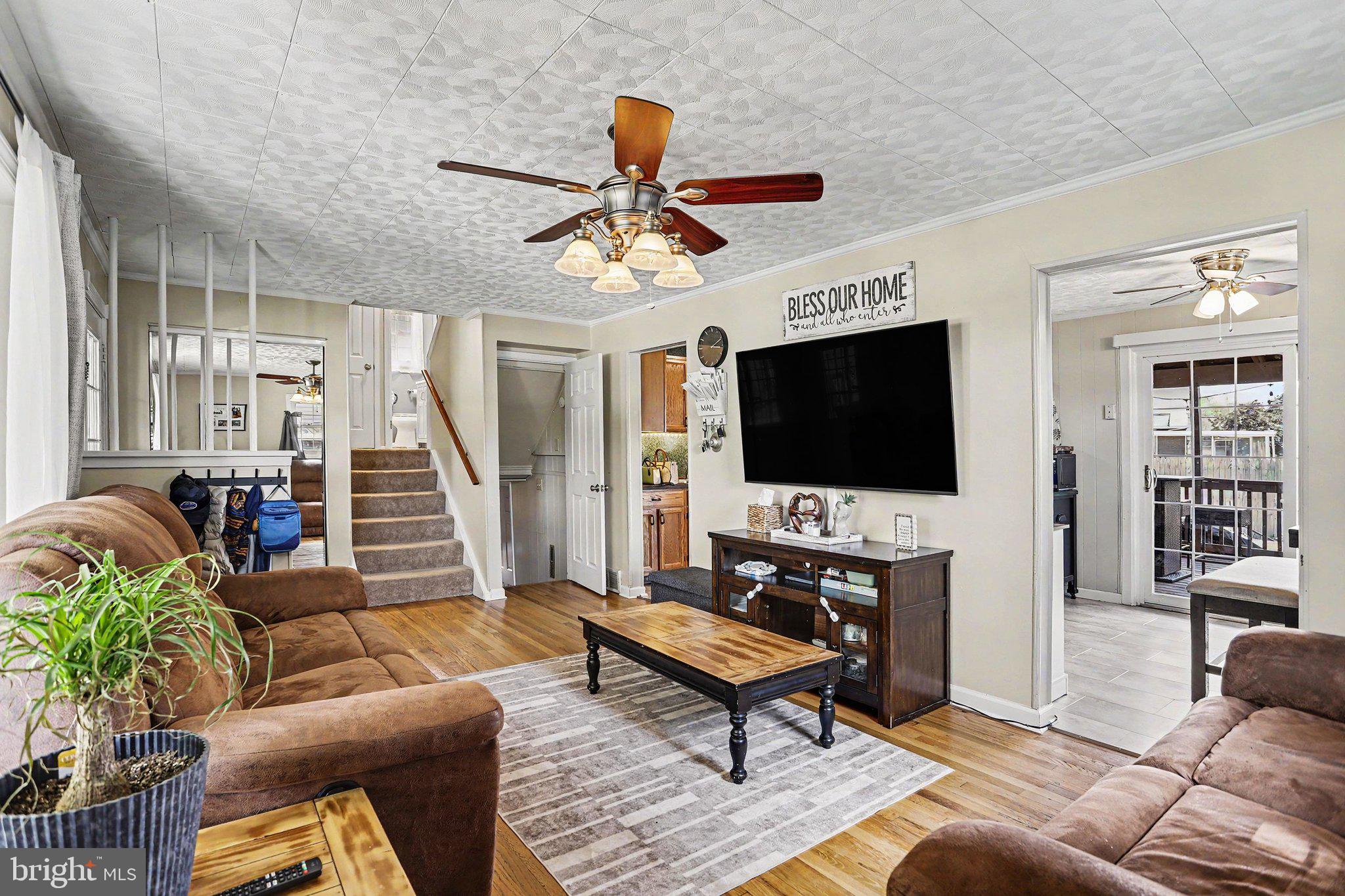 756 Fireside Road York, PA 17404 - Photo 5 of 29 Cozy living space with inviting charm.