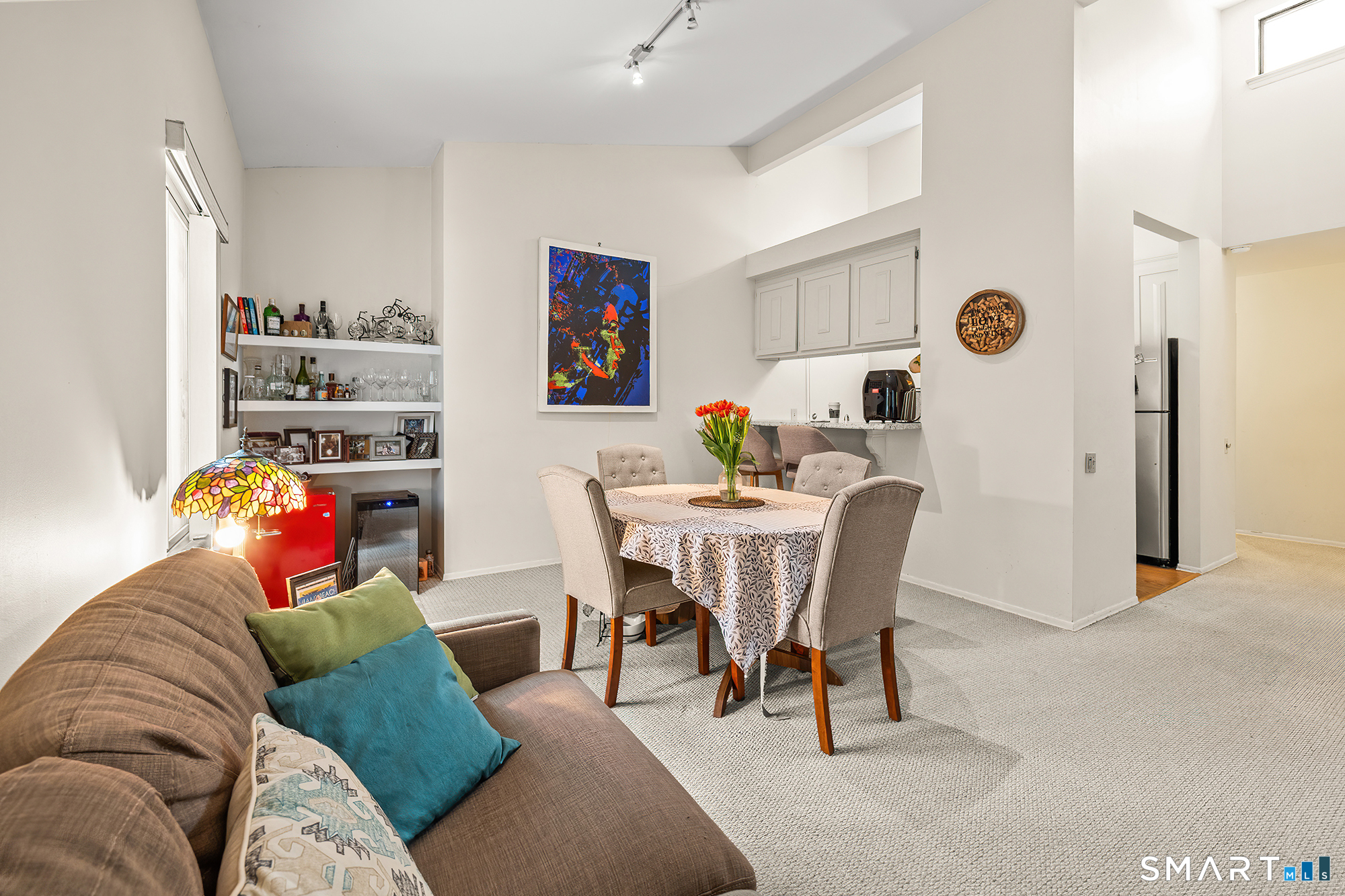 19 Cook Close, Unit 19 Ridgefield, CT 06877 - Photo 12 of 32 Dining and living space