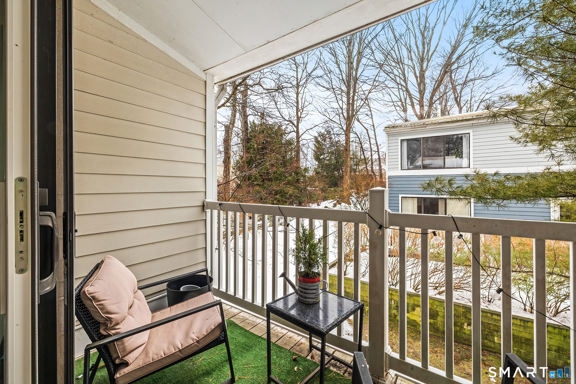 19 Cook Close, Unit 19 Ridgefield, CT 06877 - Photo 5 of 32 Relax on your private balcony.