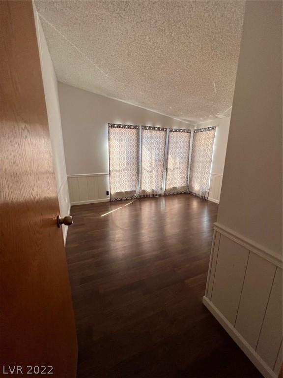 5482 Petaca Road Las Vegas, NV 89122 - Photo 14 of 31
