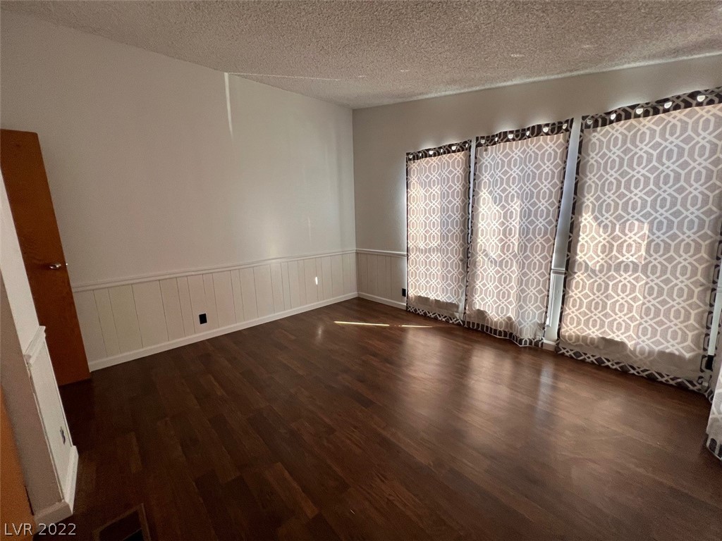 5482 Petaca Road Las Vegas, NV 89122 - Photo 15 of 31