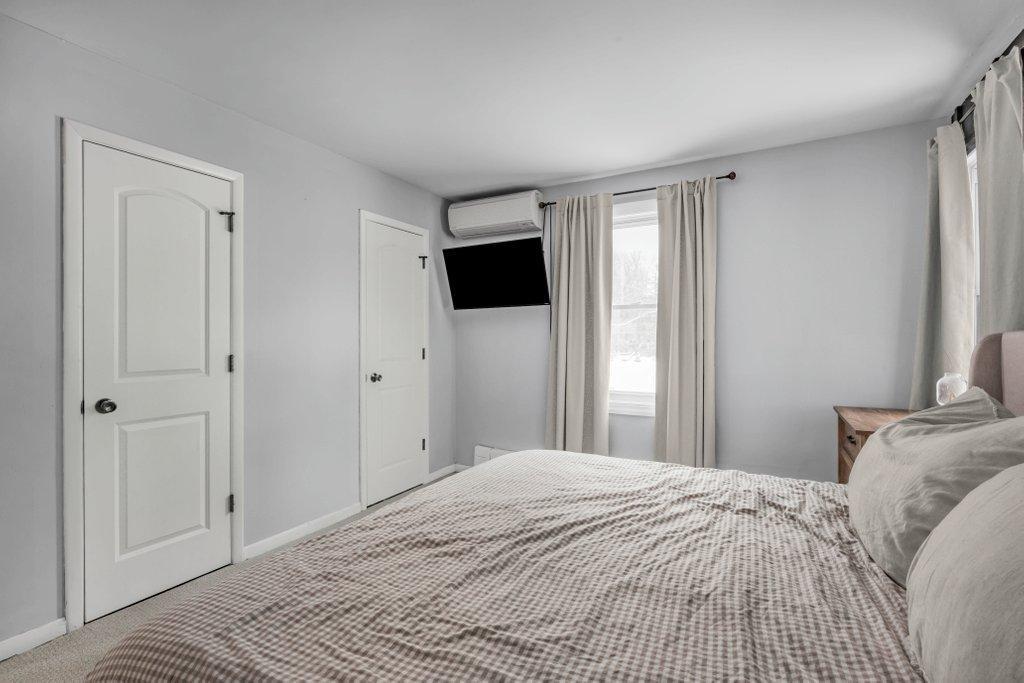 21856 Lake George Boulevard Anoka, MN 55303 - Photo 6 of 36