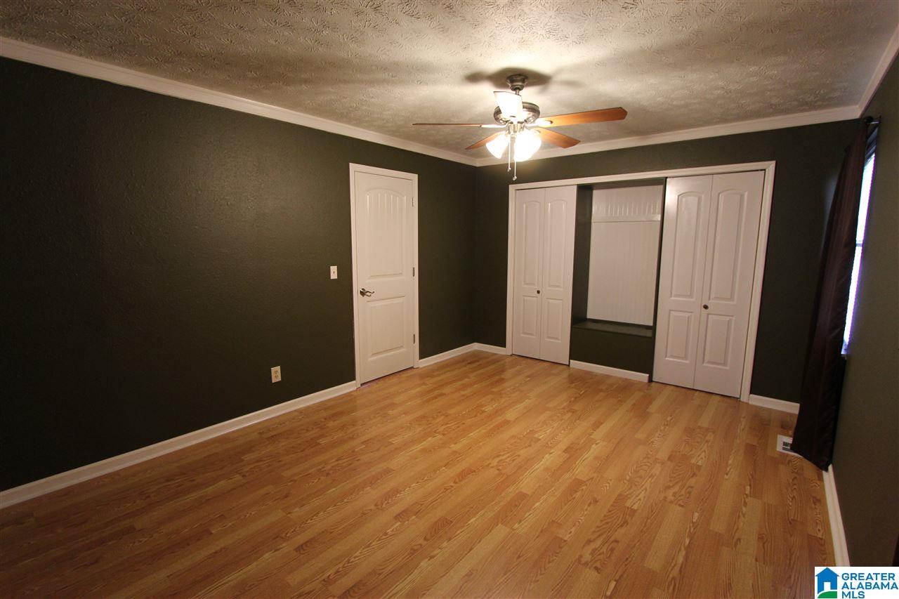 607 Jay Street Oxford, AL 36203 - Photo 8 of 47