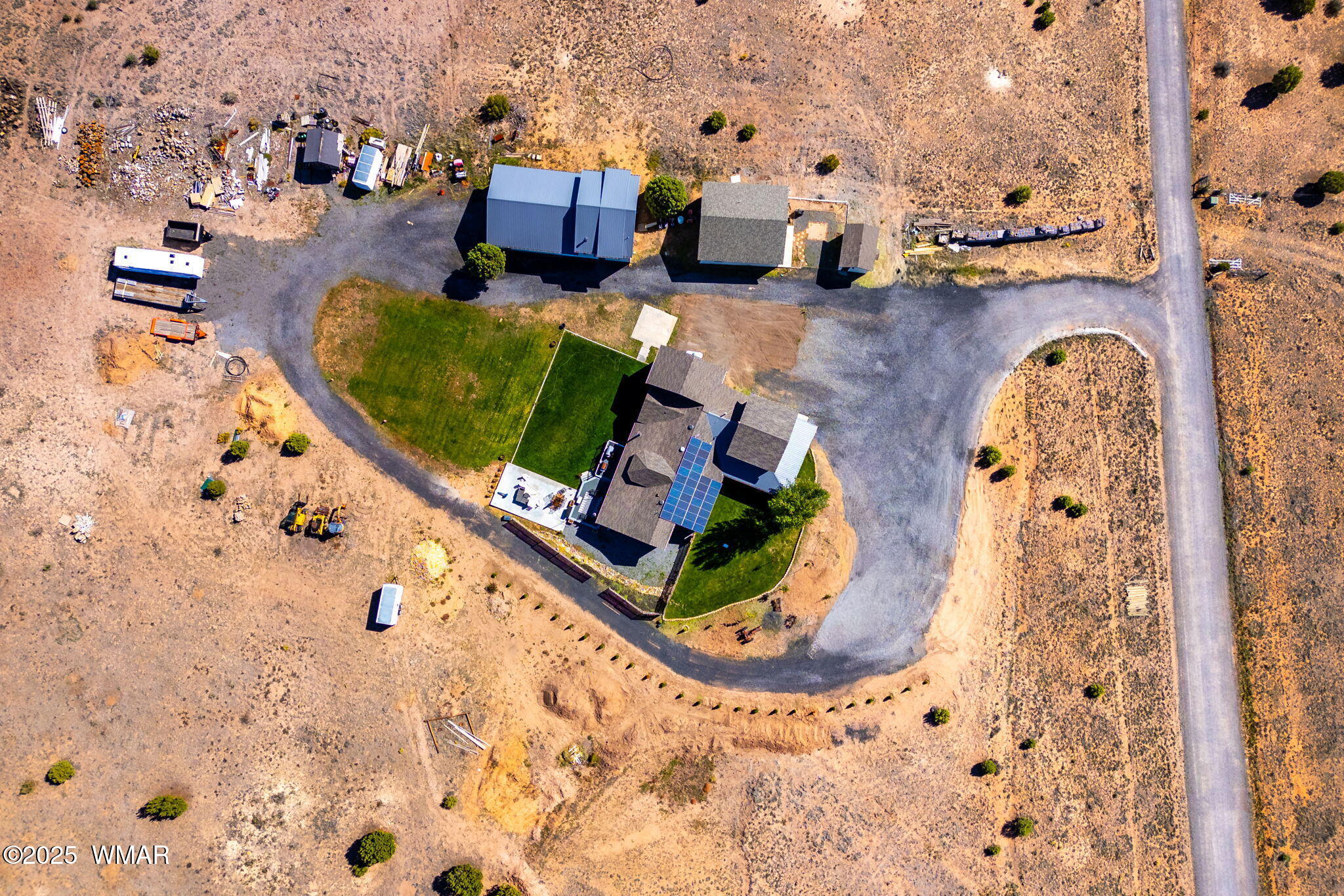 7106 Long Road Show Low, AZ 85901 - Photo 63 of 65 an aerial view of a swimming pool