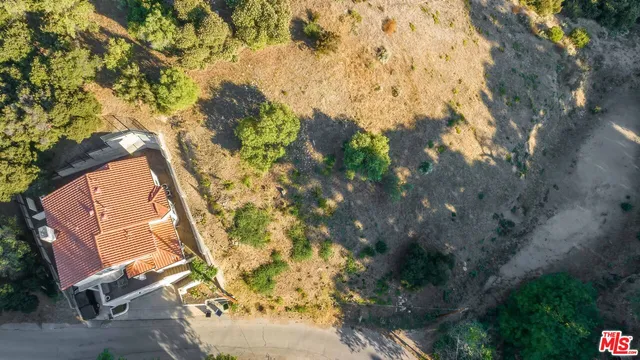 a backyard of a house