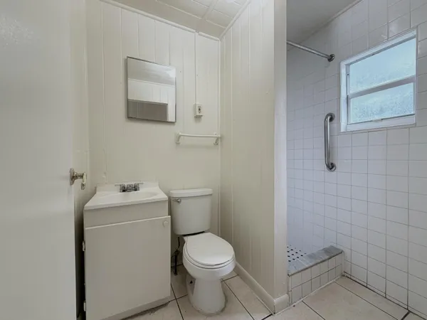 $1,300 | 436 48th Street, Unit A, West Palm Beach, FL 33407