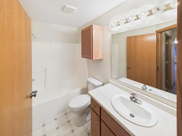 $237,500 | 801 Aspen Circle, Waite Park, MN 56387