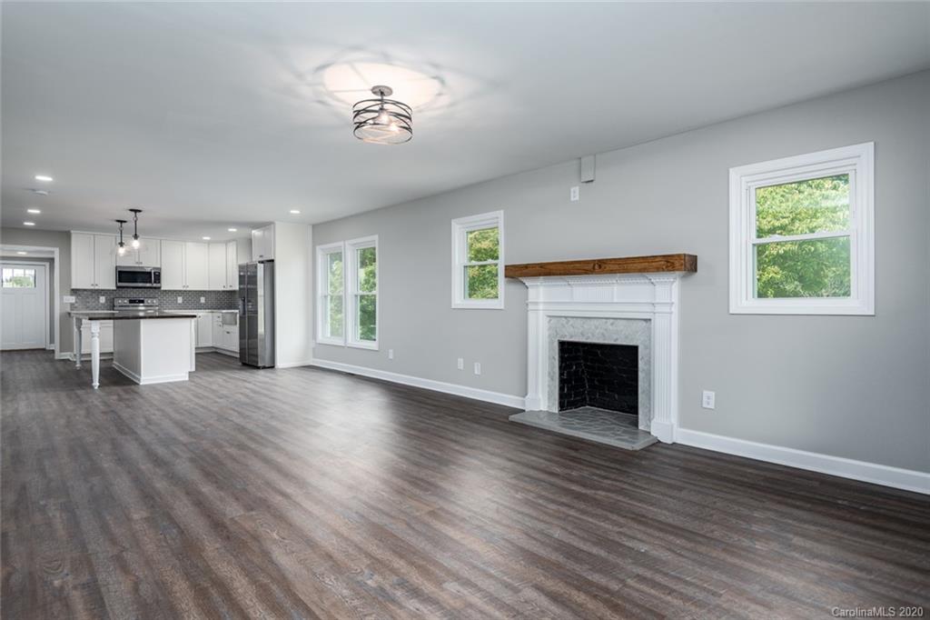6747 Jenkins Road Morganton, NC 28655 - Photo 8 of 30