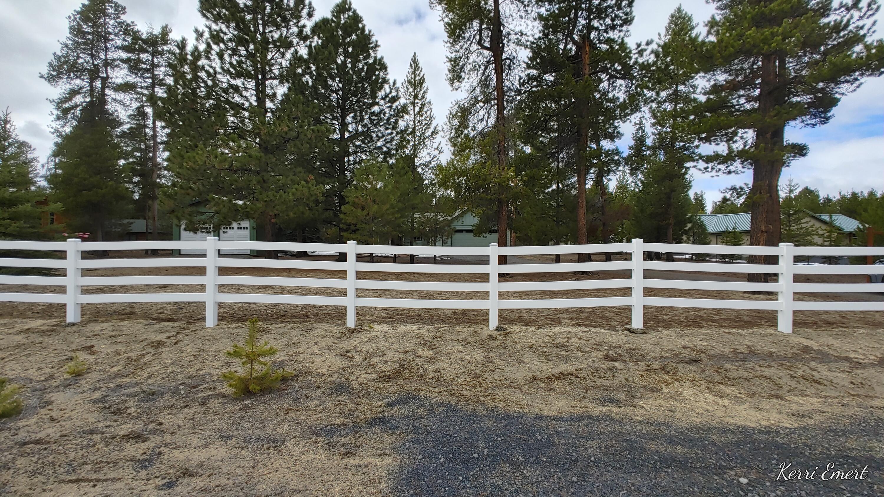 146624 Junos Road Gilchrist, OR 97737 - Photo 2 of 18 Front of house distance 3
