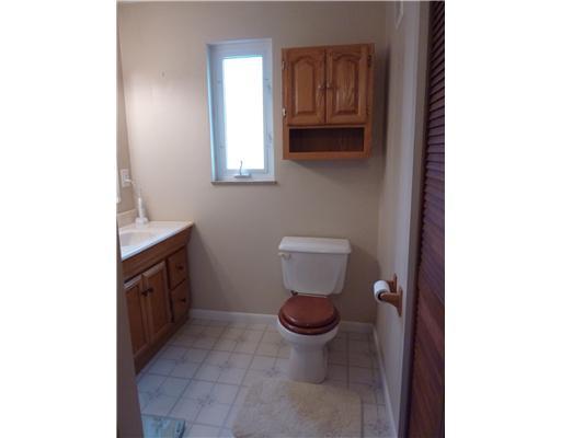 24 Tidball Road Pittsburgh, PA 15205 - Photo 14 of 18 Full Bath. The main bathroom with updated vanity and much more.