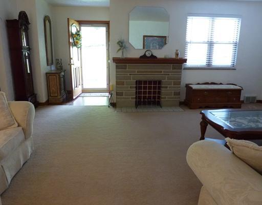 24 Tidball Road Pittsburgh, PA 15205 - Photo 3 of 18 Living Room. Living room other view