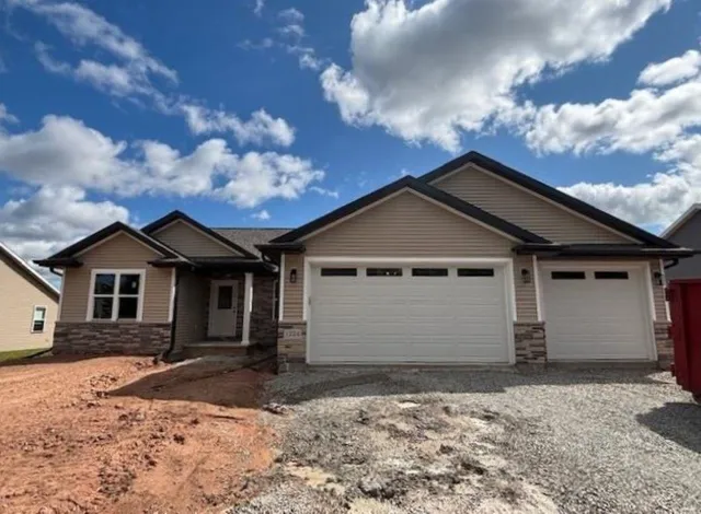 $444,900 | 3137 Toad Island Trail, De Pere, WI 54115