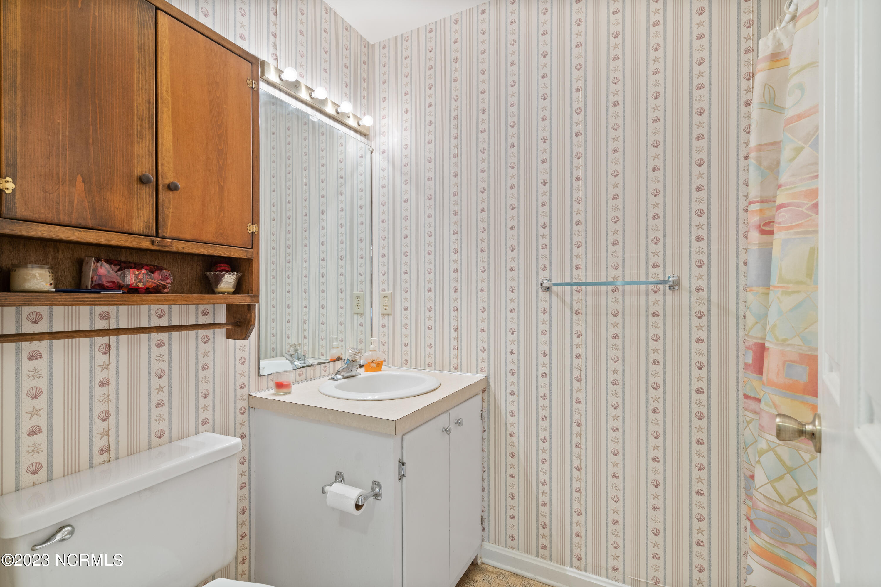 220 Azalea Circle Sunset Beach, NC 28468 - Photo 29 of 42 220 Azalea Cir -35