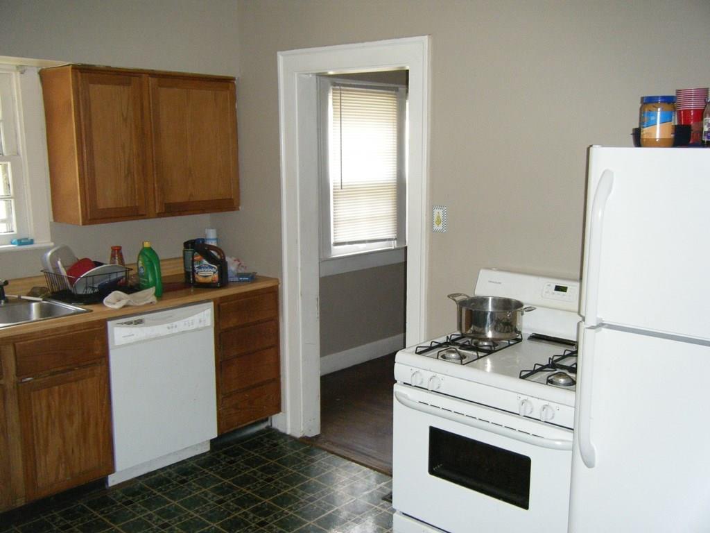 446 Berkley Road Indianapolis, IN 46208 - Photo 7 of 24