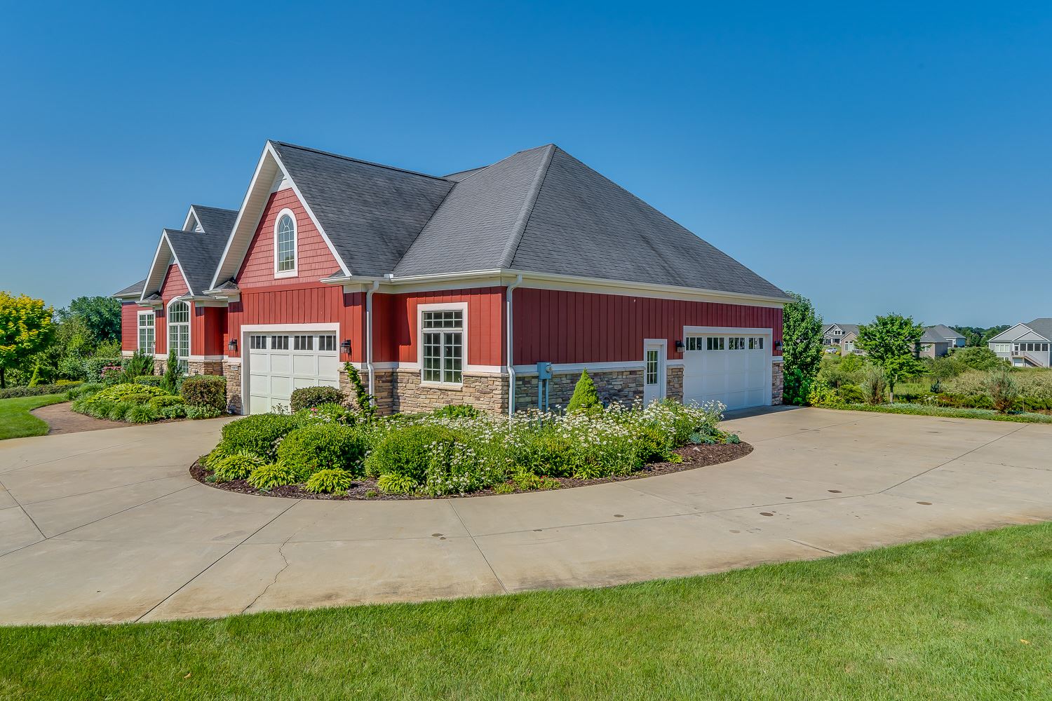 50819 Cobus Ridge Lane Granger, IN 46530 - Photo 2 of 36 Gallery Image 2