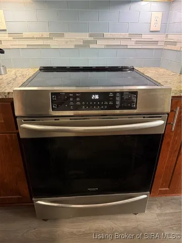 $153,000 | 53 Lakeshore Drive, Clarksville, IN 47129