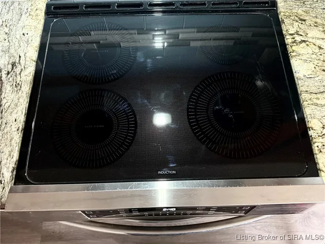 $153,000 | 53 Lakeshore Drive, Clarksville, IN 47129