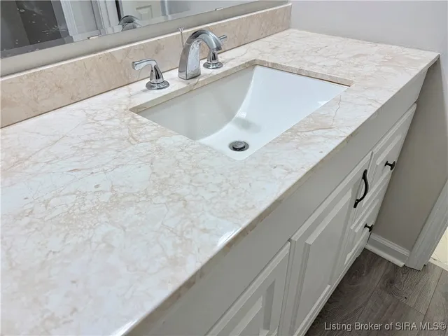 $153,000 | 53 Lakeshore Drive, Clarksville, IN 47129