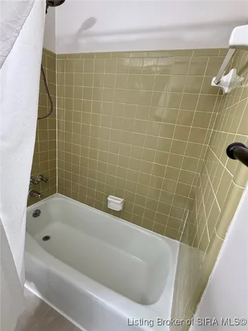 $153,000 | 53 Lakeshore Drive, Clarksville, IN 47129