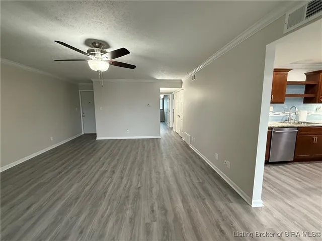 $153,000 | 53 Lakeshore Drive, Clarksville, IN 47129