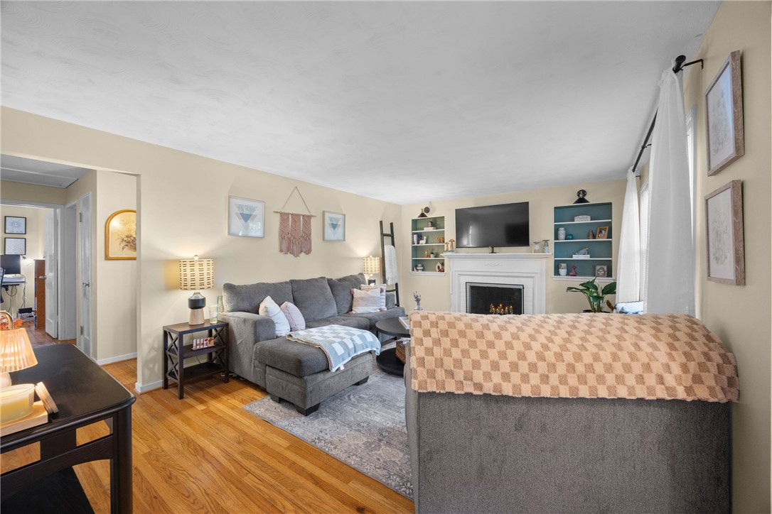 205 Dake Avenue Irondequoit, NY 14617 - Photo 6 of 39