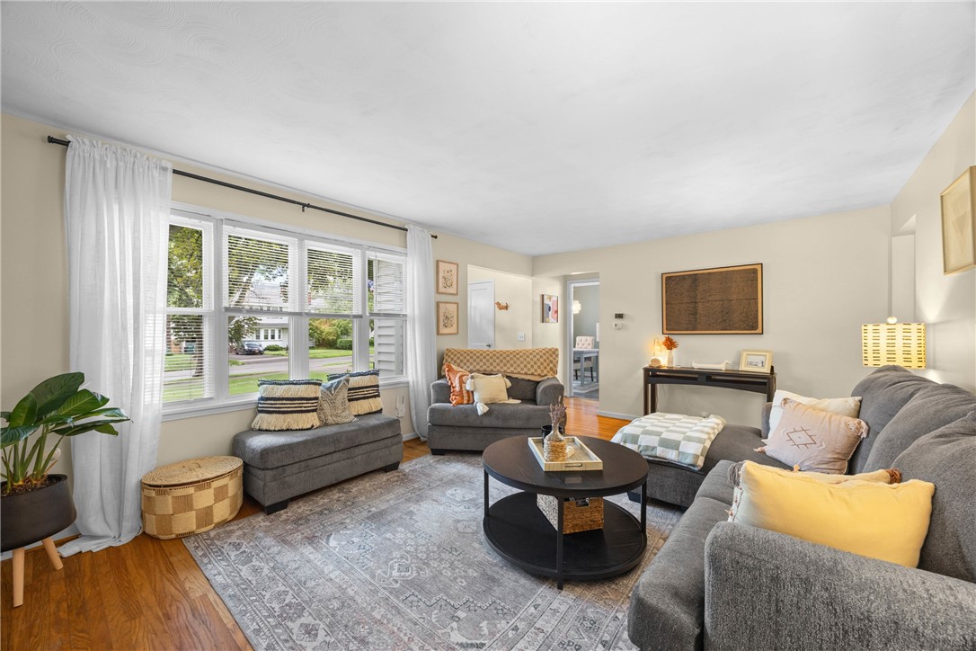 205 Dake Avenue Irondequoit, NY 14617 - Photo 10 of 39