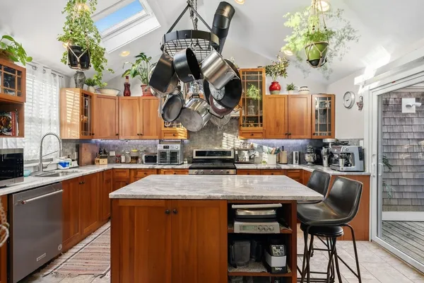 $749,000 | 25 Union Street, Yarmouth, MA 02675