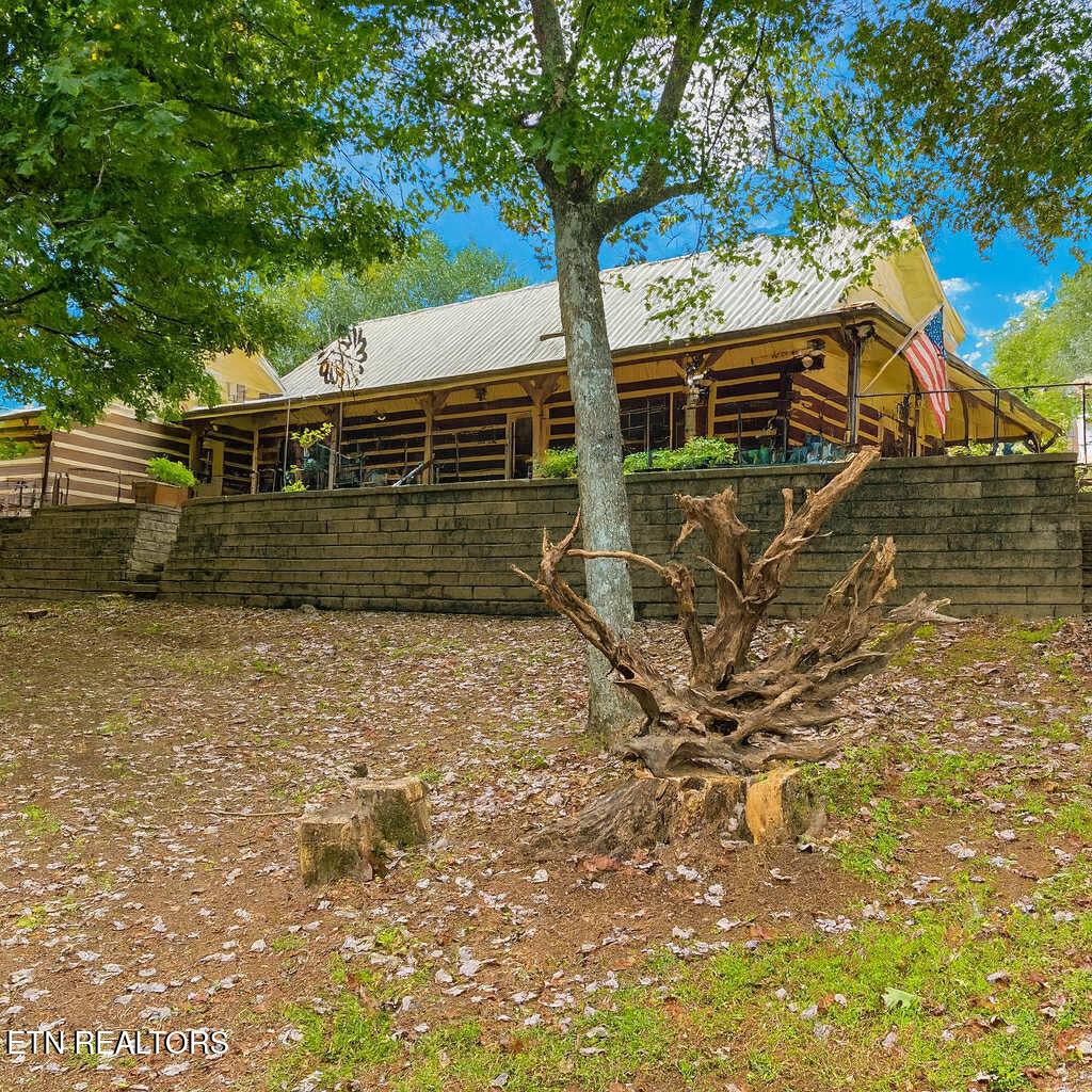 2340 Red Cloud Road Ten Mile, TN 37880 - Photo 17 of 60 ff90f3b2-cf7c-4d54-979c-74c53fee3885