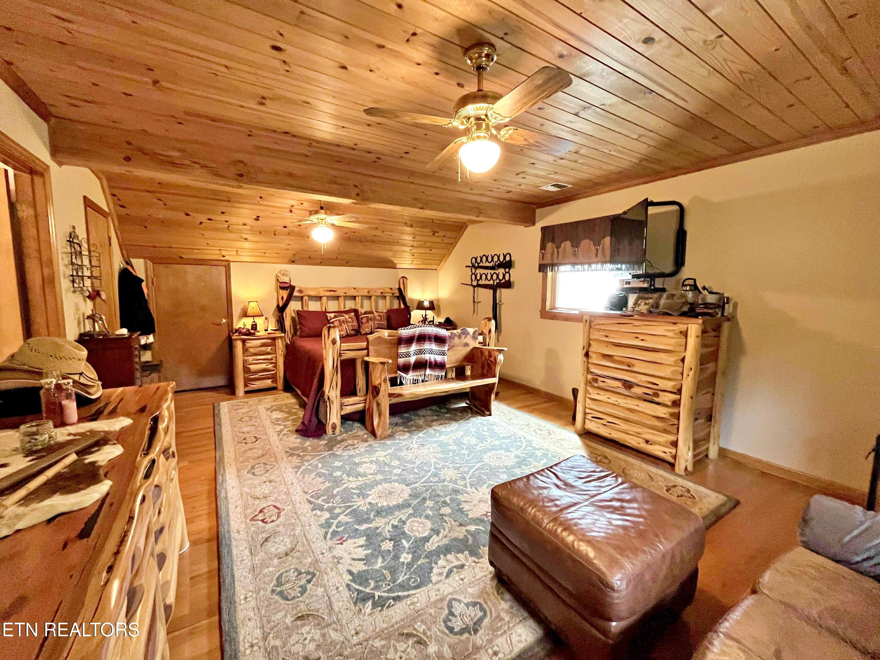 2340 Red Cloud Road Ten Mile, TN 37880 - Photo 45 of 60 21635de2-c3b8-4705-98bc-32e677f0b3ea