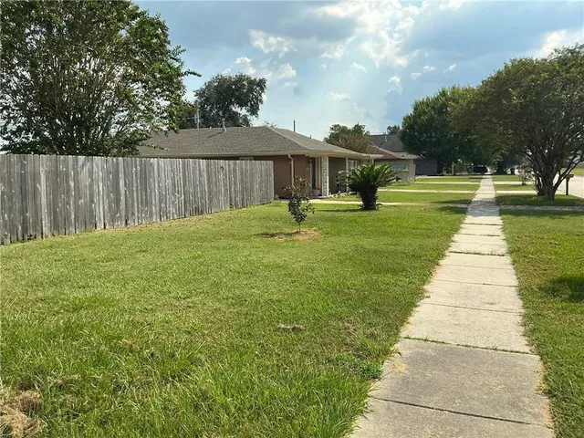 $320,000 | 1433 Perrin Drive, Arabi, LA 70032