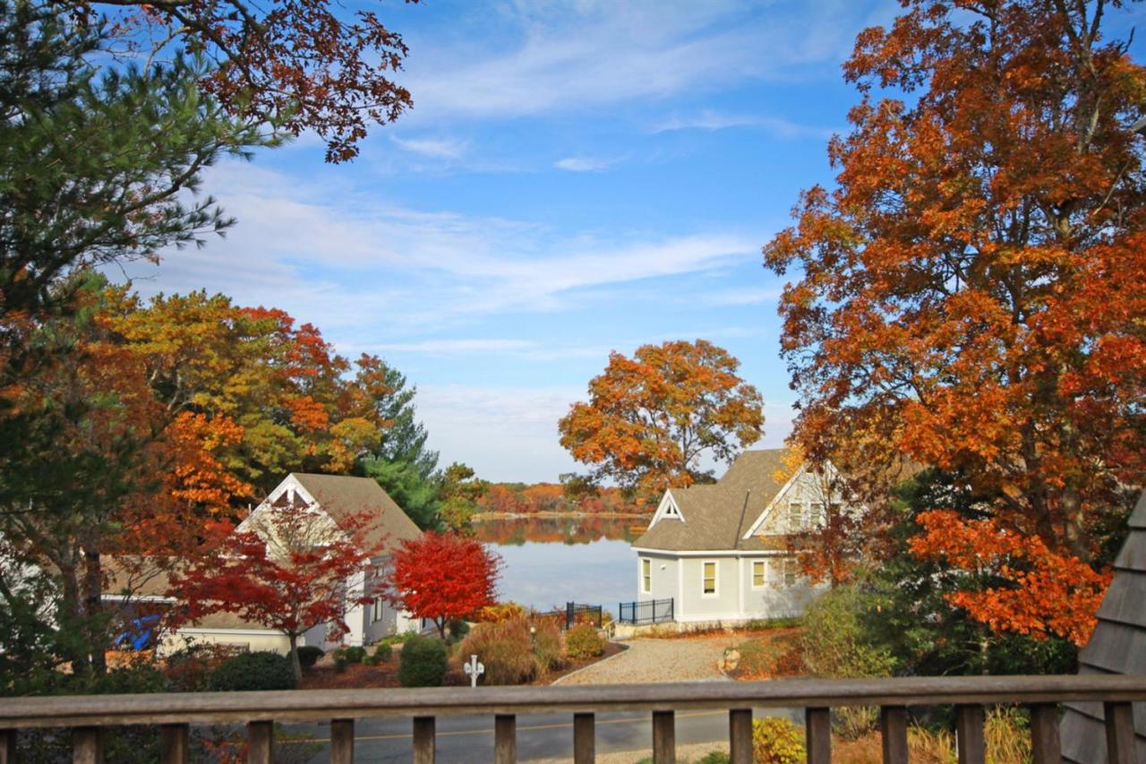 83 Summersea Road Mashpee, MA 02649 - Photo 1 of 25 a view of city