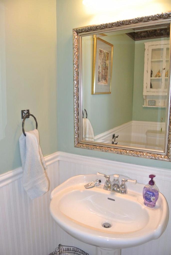 83 Summersea Road Mashpee, MA 02649 - Photo 4 of 25 a bathroom with a sink and a mirror