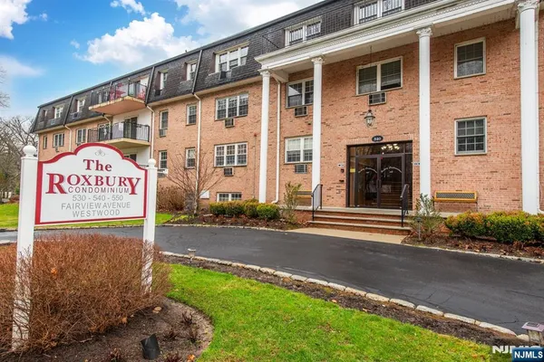 $378,000 | 550 Fairview Avenue, Unit 116, Westwood, NJ 07675