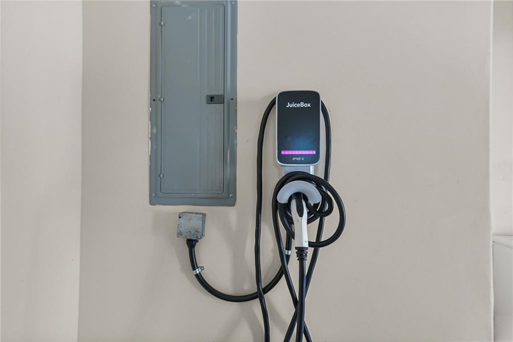 3831 Lake Haven Way Atlanta, GA 30349 - Photo 32 of 47