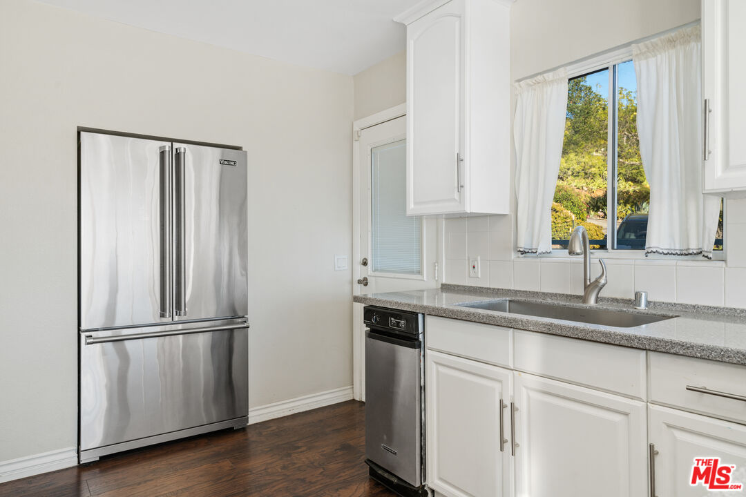 9402 Houston Road Malibu, CA 90265 - Photo 22 of 31