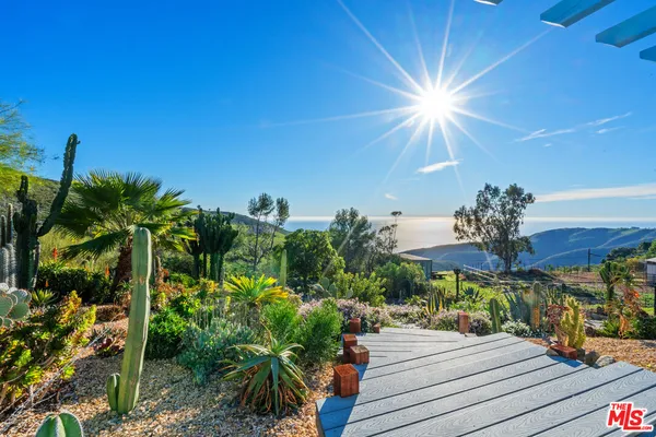 $10,900 | 9402 Houston Road, Malibu, CA 90265
