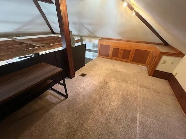 $1,375 | 4807 Magazine Street, New Orleans, LA 70115