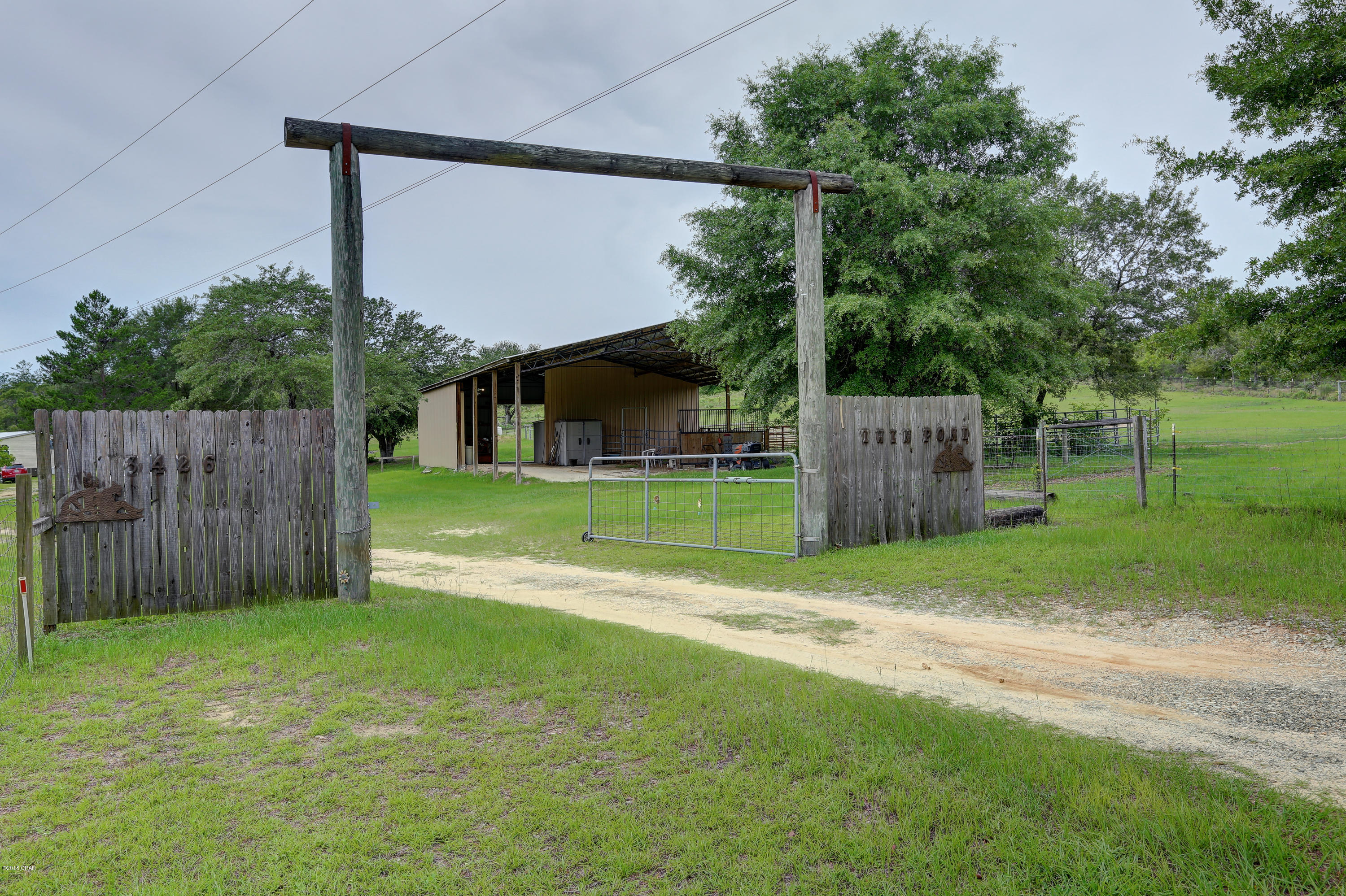3426 Twin Pond Road Vernon, FL 32462 - Photo 1 of 22 Gallery Image 1