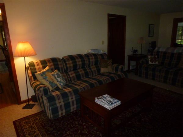 23 Cranberry Road Dracut, MA 01826 - Photo 12 of 16 Gallery Image 12