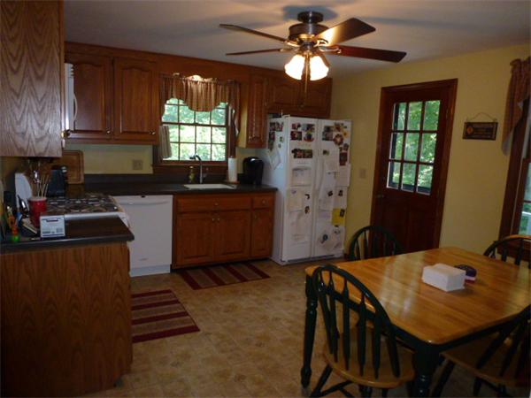 23 Cranberry Road Dracut, MA 01826 - Photo 7 of 16 Gallery Image 7