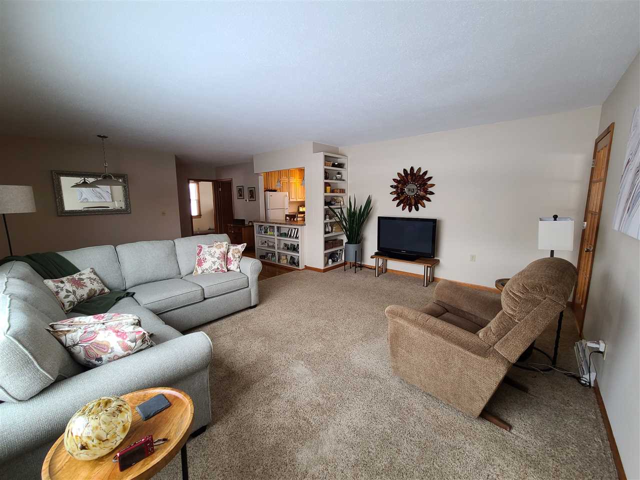 6421 North Winans Road Alma, MI 48801 - Photo 7 of 36 1884329-6.JPG