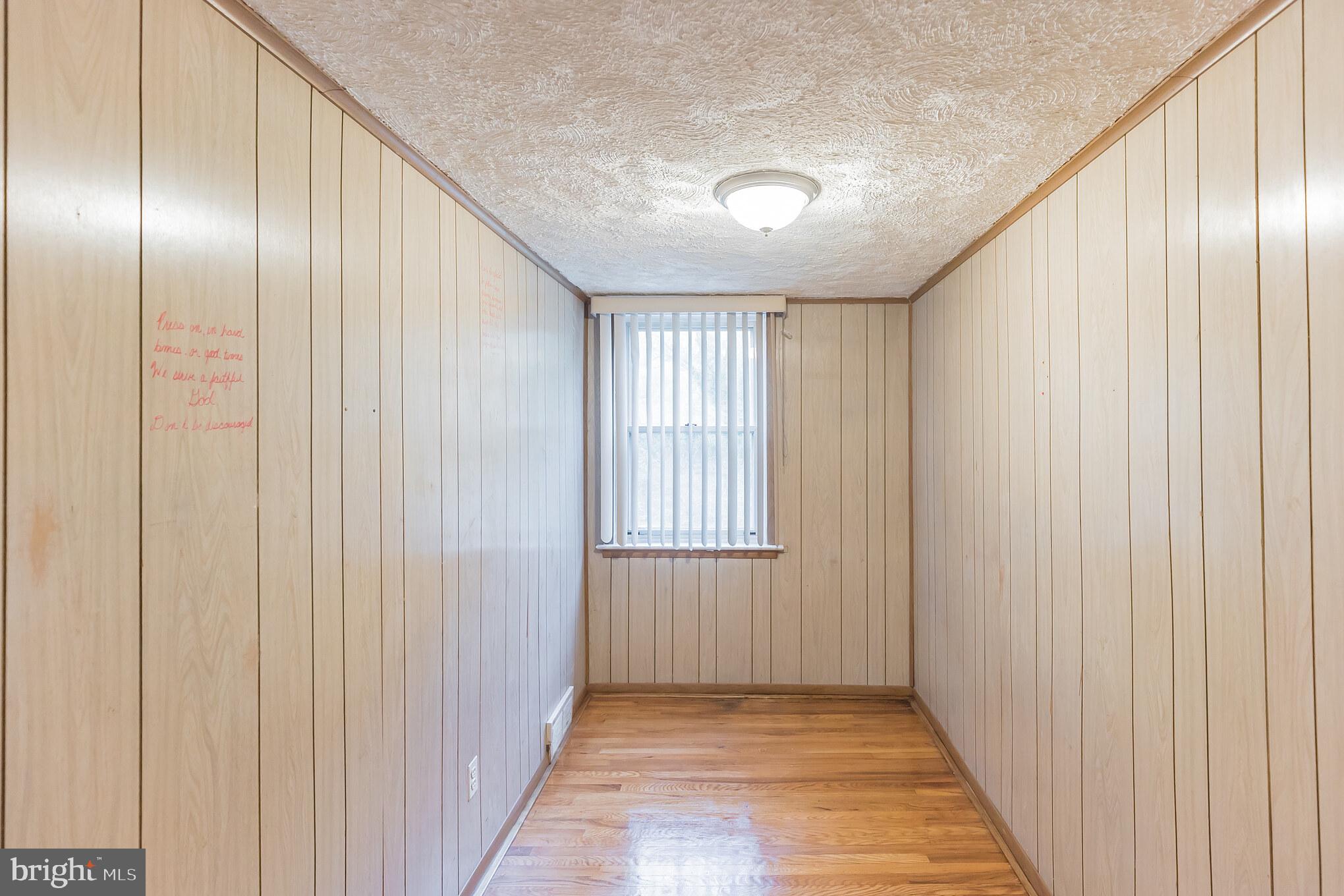 1024 South Lynbrook Road Darby, PA 19023 - Photo 13 of 29 a view of a hallway