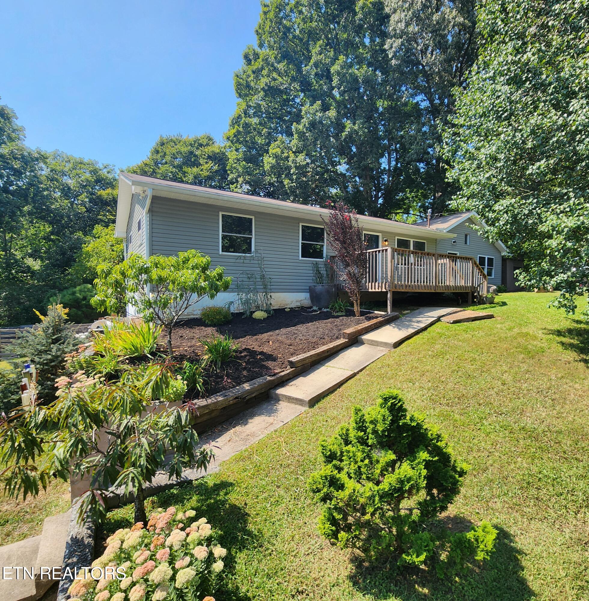 133 Pine Ridge Road Heiskell, TN 37754 - Photo 1 of 35 20240828_151046
