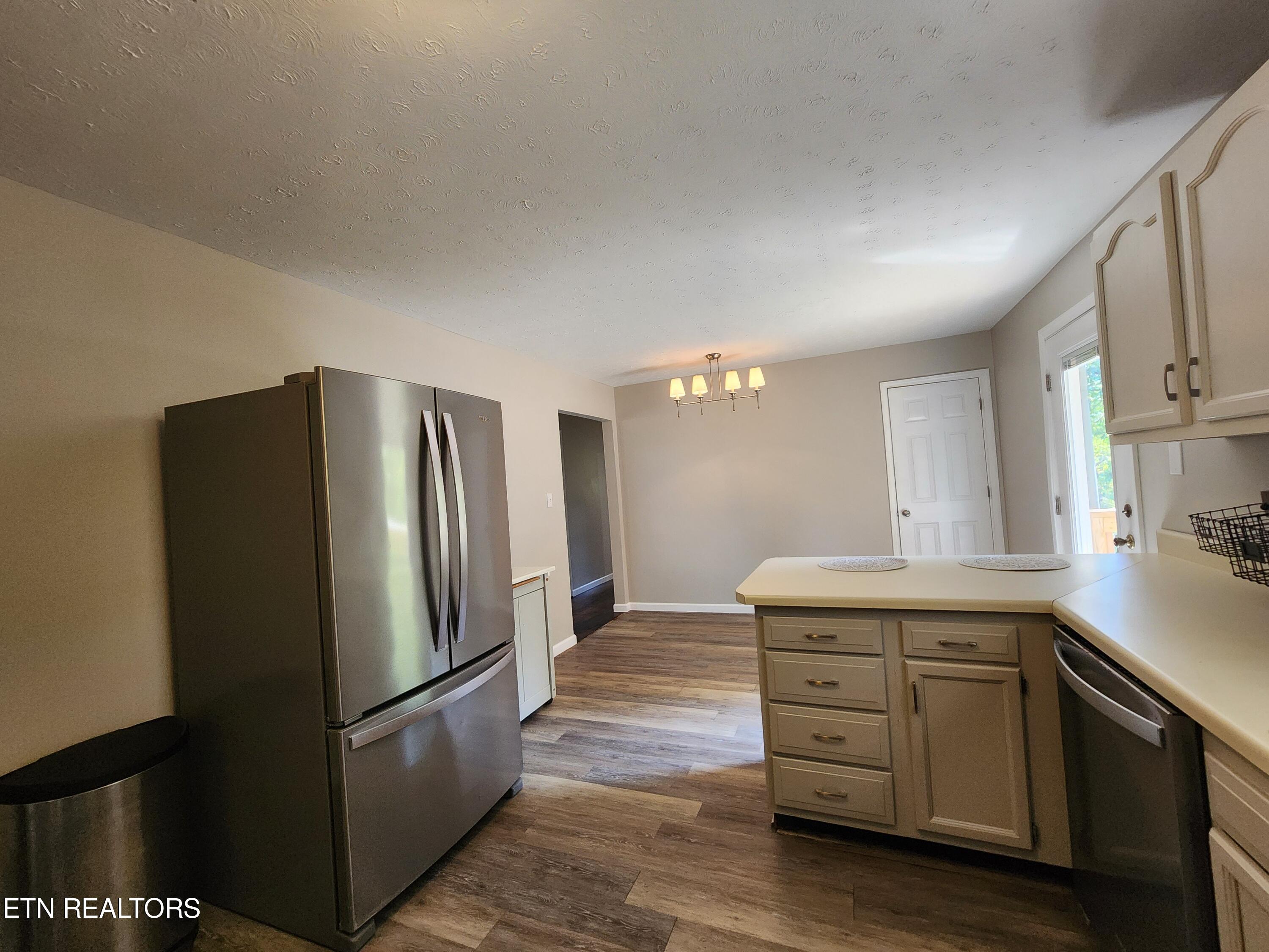 133 Pine Ridge Road Heiskell, TN 37754 - Photo 7 of 35 20240828_152059