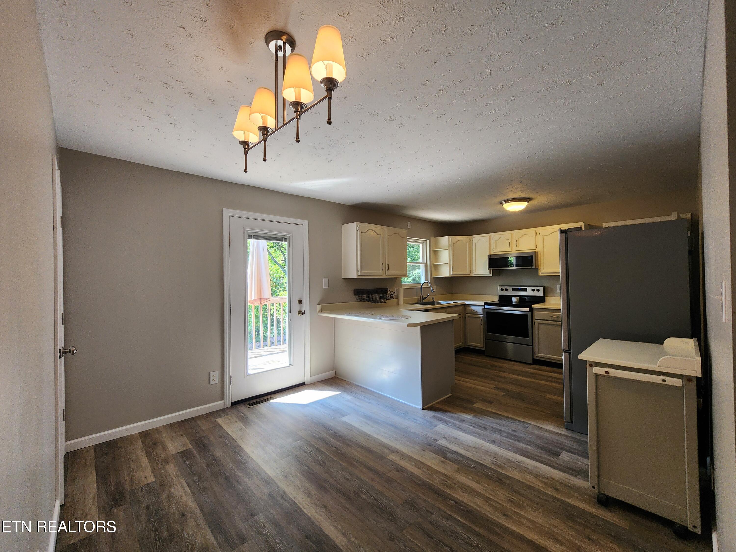 133 Pine Ridge Road Heiskell, TN 37754 - Photo 8 of 35 20240828_152932