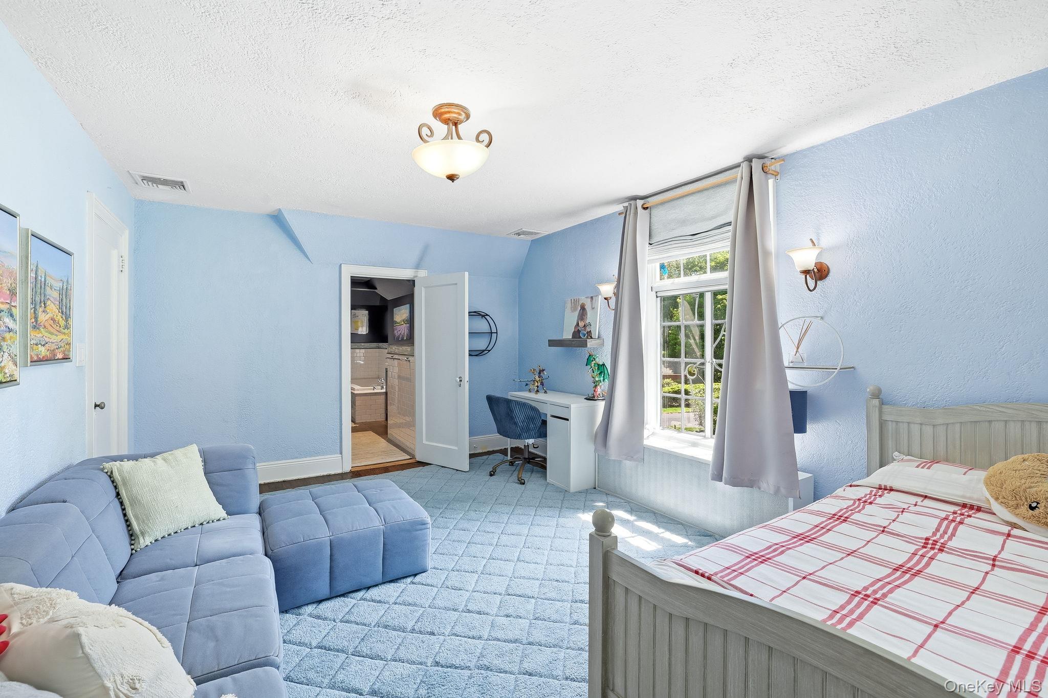 14 Overhill Road New Rochelle, NY 10804 - Photo 36 of 54