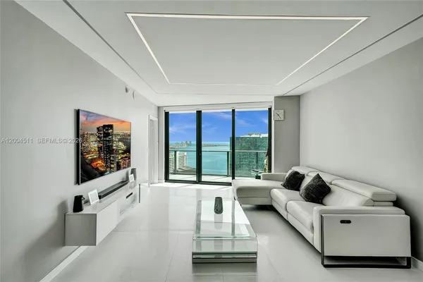 $4,900 | 1300 South Miami Avenue, Unit 4503, Miami, FL 33130